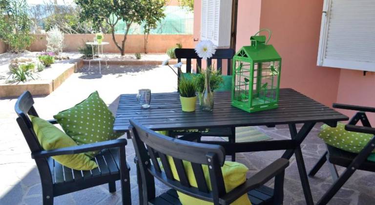 Vacation home with terrace & garden in Dorgali