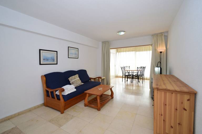 Family-friendly charming holiday apartment with patio & pool | Water view | Next to the beach | Dogs allowed — photo 5