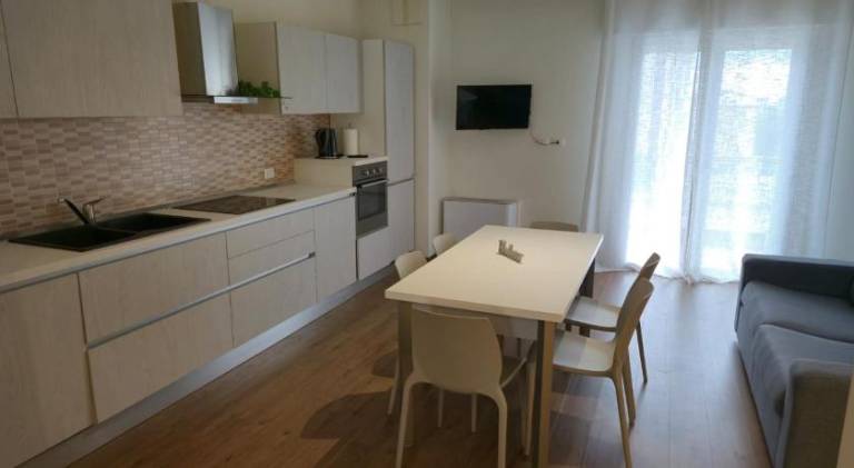 Apartment with 2 rooms for 6 persons — photo 4