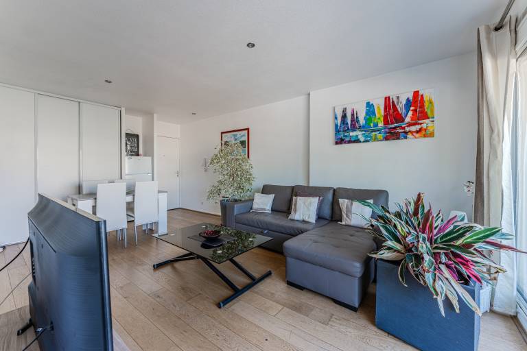 Rental apartment with terrace — photo 5