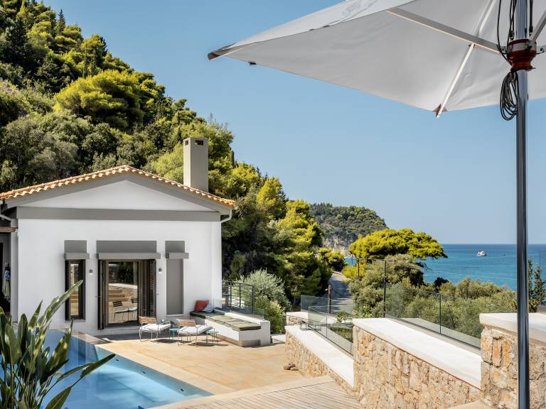 Βίλα  Παραλία Κάθισμα