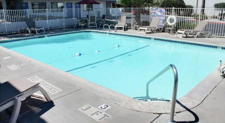 Motel 6 Atascadero, CA — photo 5