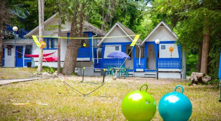 Albatross Retro Summer Love Bungalow in Varna