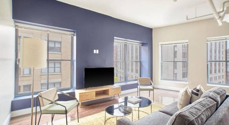 Open Air 2BR in FIDI Boston Close to Everything in Cambridge, MA
