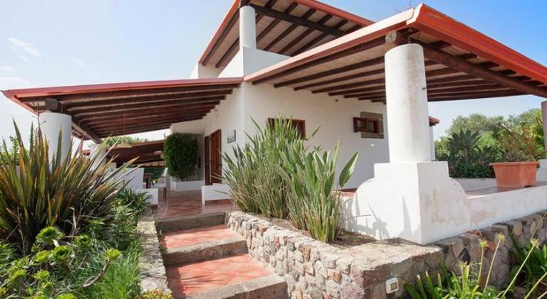 Villa with terrace, grill & yard in Lipari