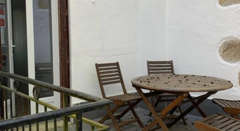 Apartment with BBQ & patio — photo 5