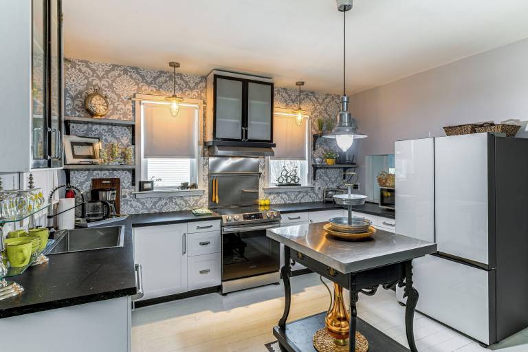 House  Tonawanda
