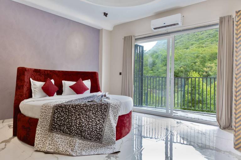 Z villa by the hills Udaipur - private pool villa — photo 2