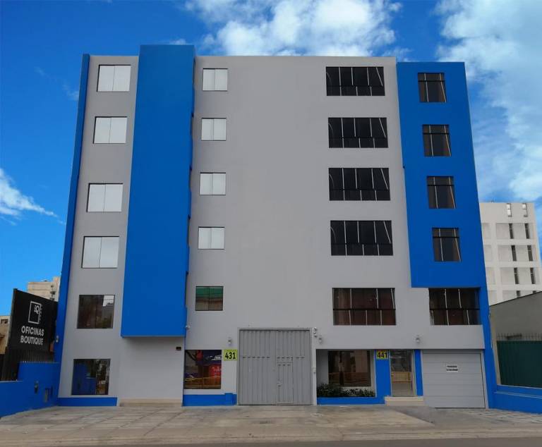 Maxy s Inn Hotel & Suite