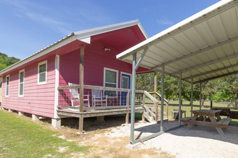 Vacation home with barbeque — photo 3