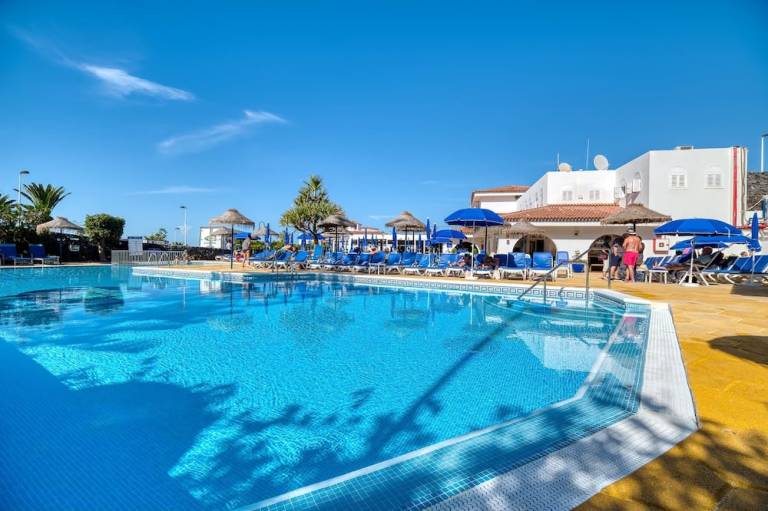Aparthotel Acantilados de los Gigantes