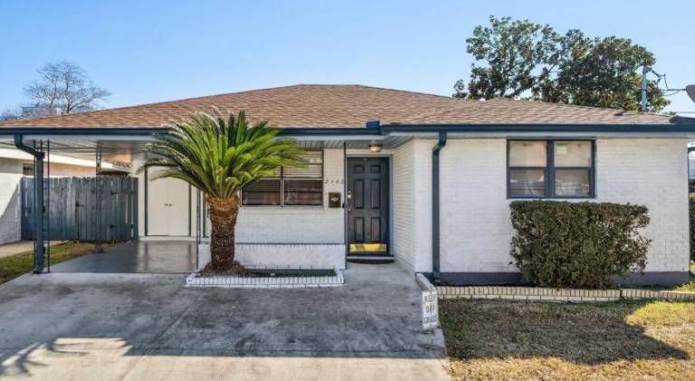 House with hot tub | Good for workation in Metairie, LA