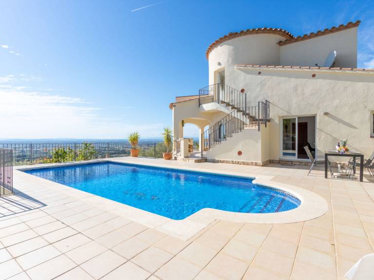 Villa Garriguella