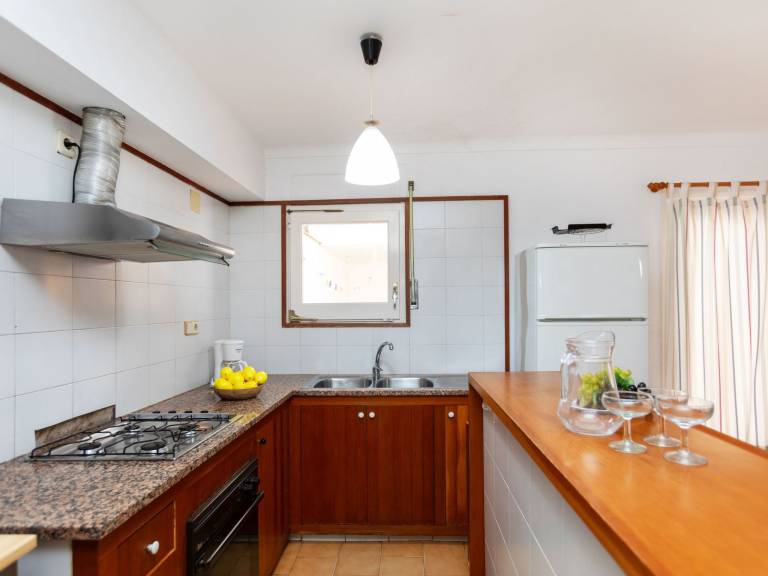 House with terrace — photo 3