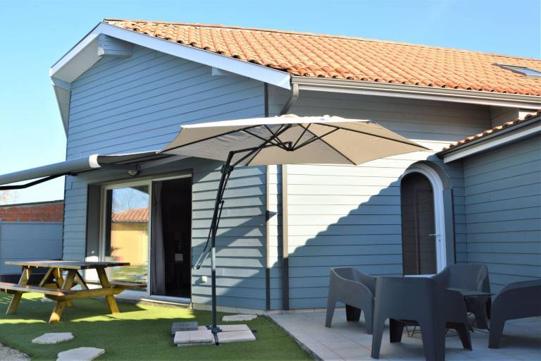 Fully equipped ample house with BBQ, patio & private pool | Pets are welcome — photo 5
