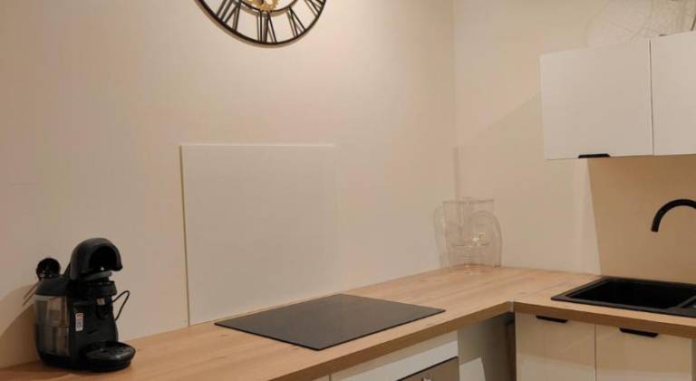 Rental apartment with hot tub — photo 3