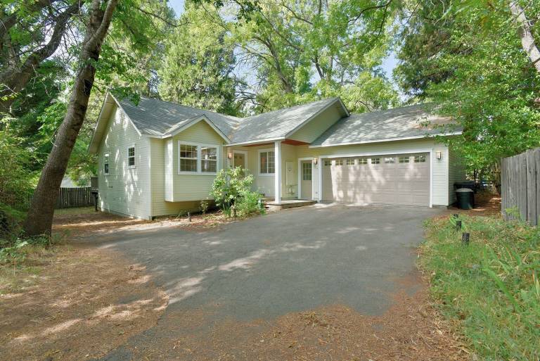 House Mount Shasta