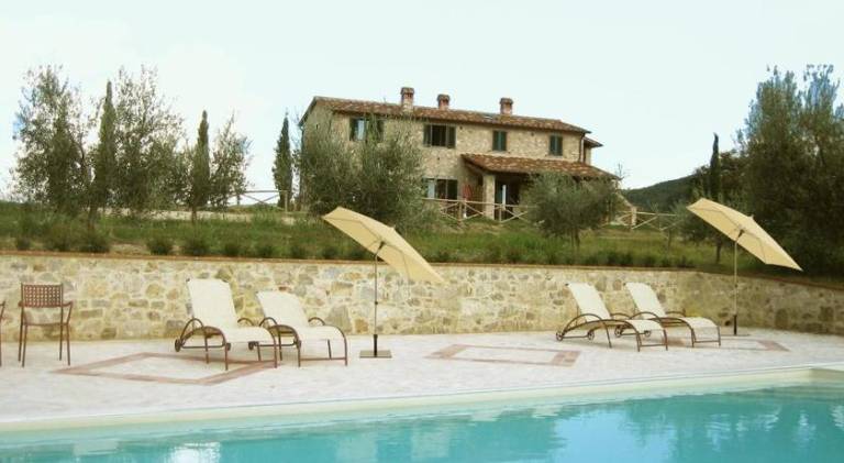 Villa with private pool, garden & patio — photo 4