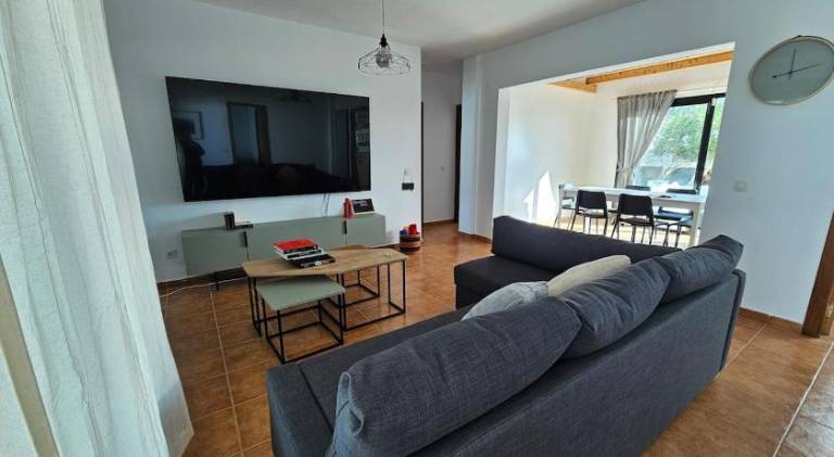 Holiday apartment with private pool — photo 2