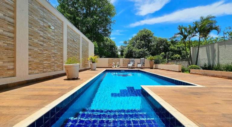 Beautiful house with pool | Good for workation | Pets allowed in Sao Roque