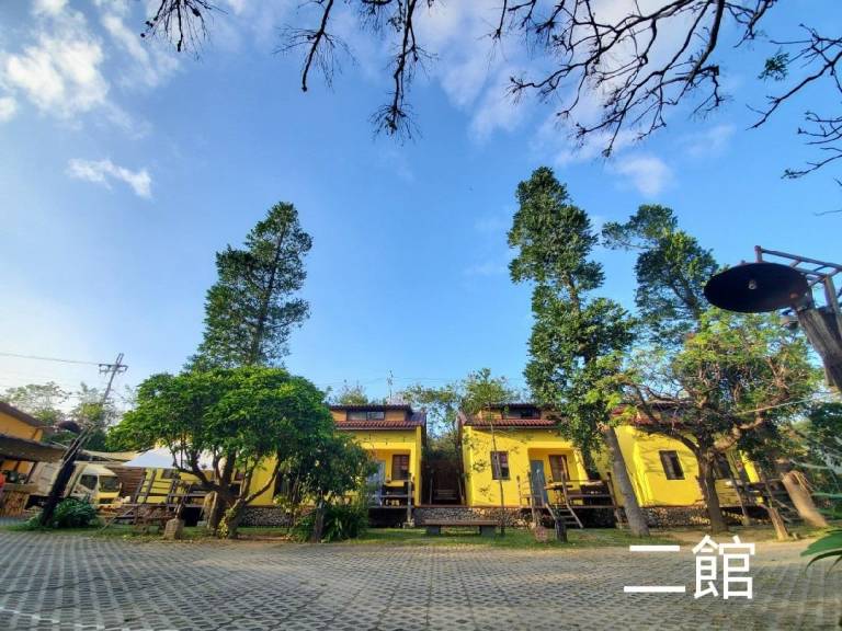 Vacation home with yard & terrace in Hengchun