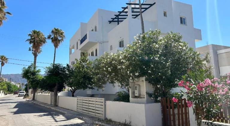 Holiday apartment with yard & terrace in Kos