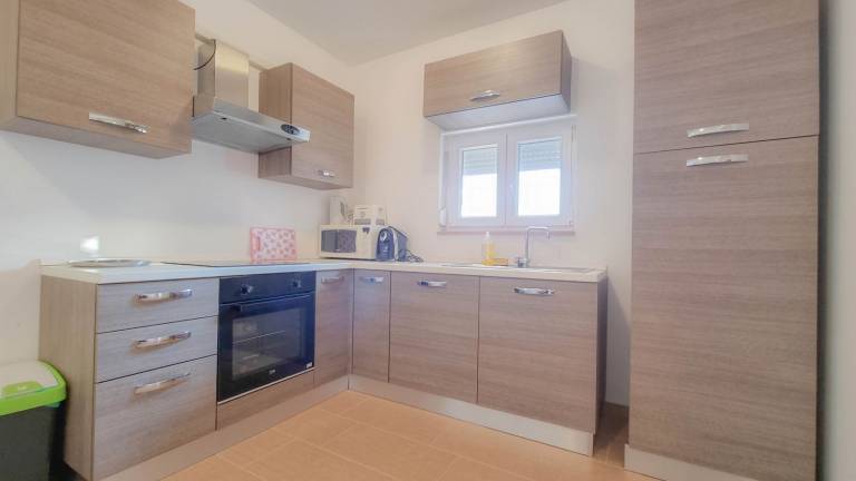 Dog-friendly apartment only 550 meters to the beach with private balcony, air conditioning, WiFi — photo 4