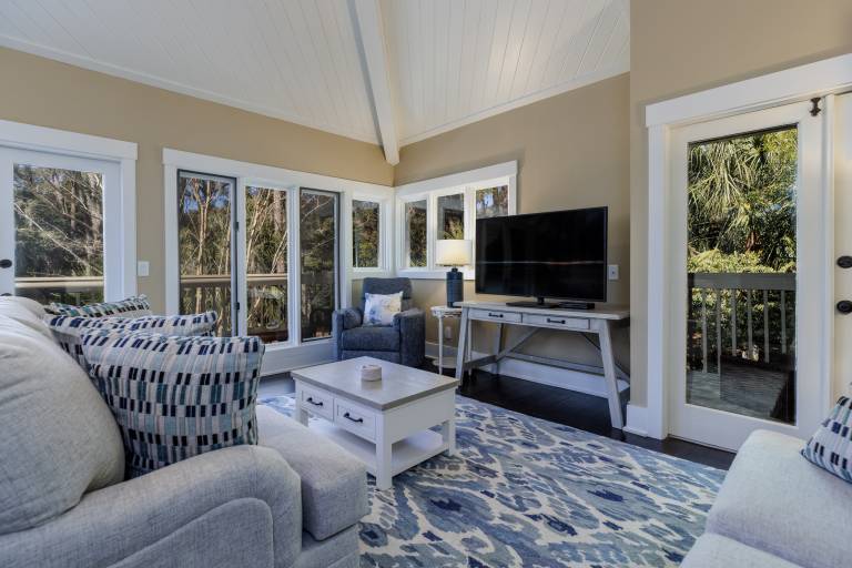 Villa with pool, fast internet & BBQ in Hilton Head Island, SC
