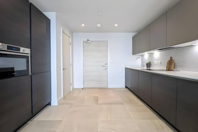 Serviced apartment with terrace | Next to Manchester Cathedral | Suitable for remote work — photo 5