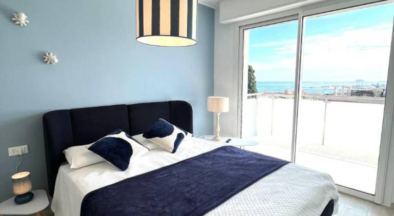 Holiday apartment with 2 rooms for 6 persons — photo 2