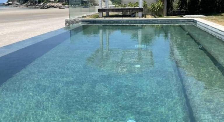 Villa with private pool, patio & BBQ | Suitable for remote work | Pet-friendly — photo 3
