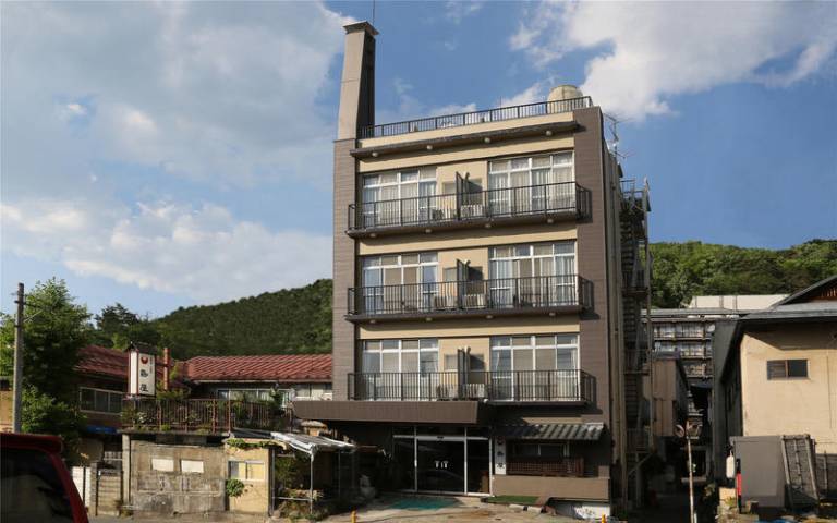 Hostel  Hirao