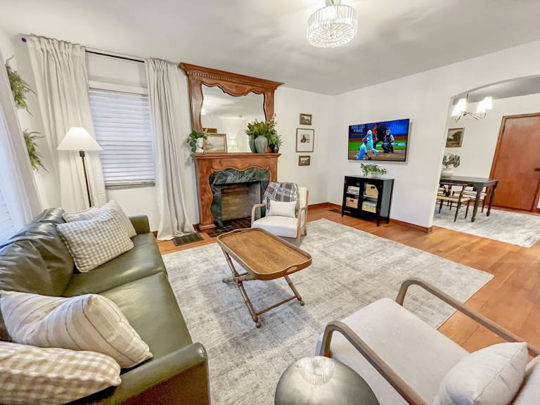Condo  Fifth by Northwest
