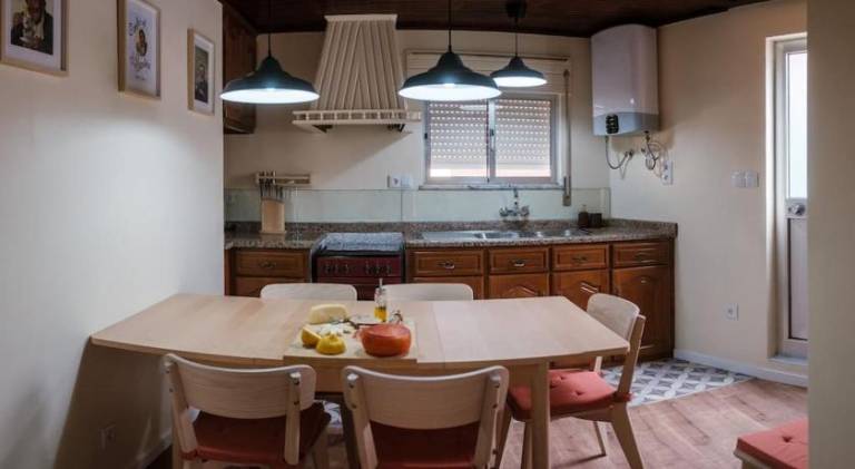 Vacation home with terrace — photo 4