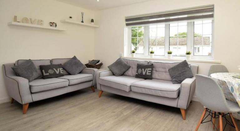 Lovely vacation home | Pets are welcome in Swansea