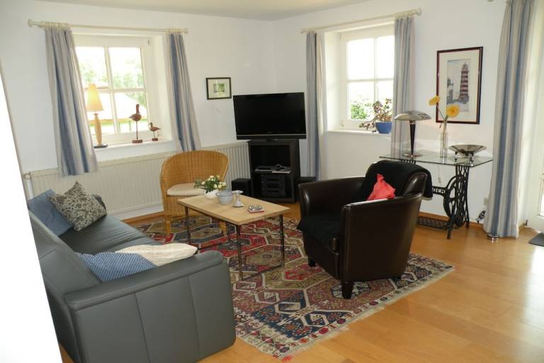 Vacation home with garden, barbecue & terrace — photo 4