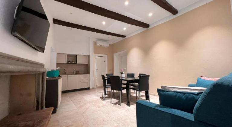Rental apartment with 2 rooms for 6 persons — photo 3