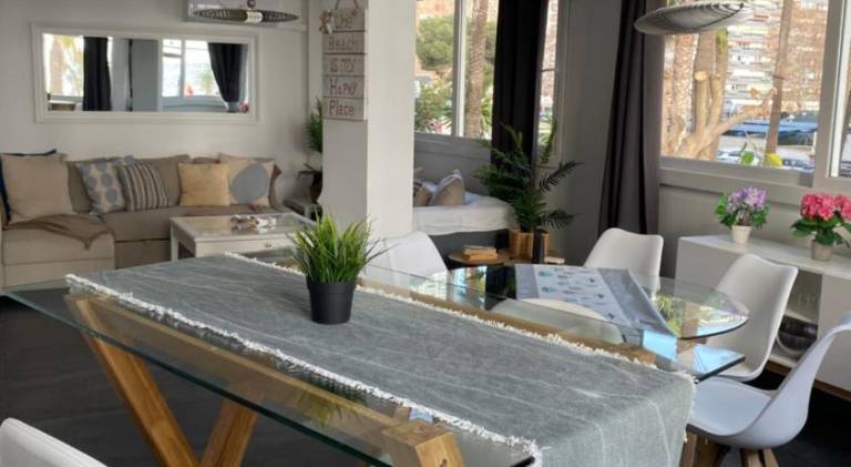 Holiday apartment with yard & patio — photo 3
