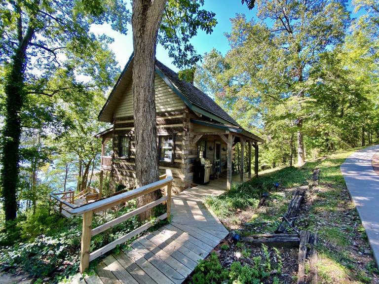 Cabin  Dandridge