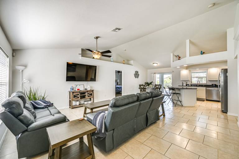 Patio, Dock + Canal Access: Cape Coral Home! — photo 5