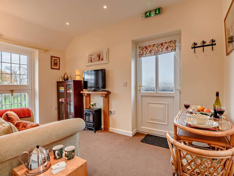1 Bed in Sherborne 93841