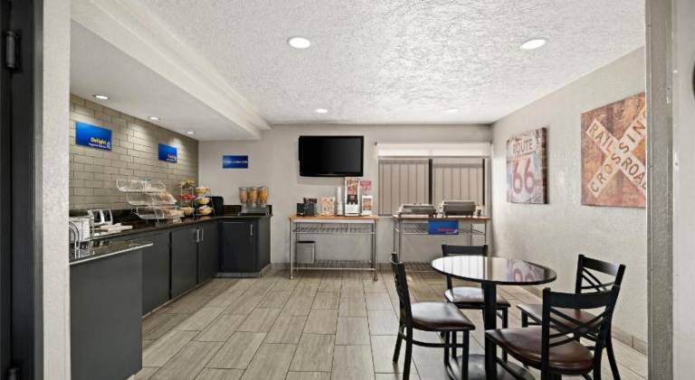 Best Western Desert Villa Inn — photo 4