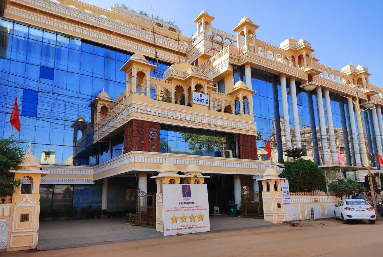 Empires Hotel