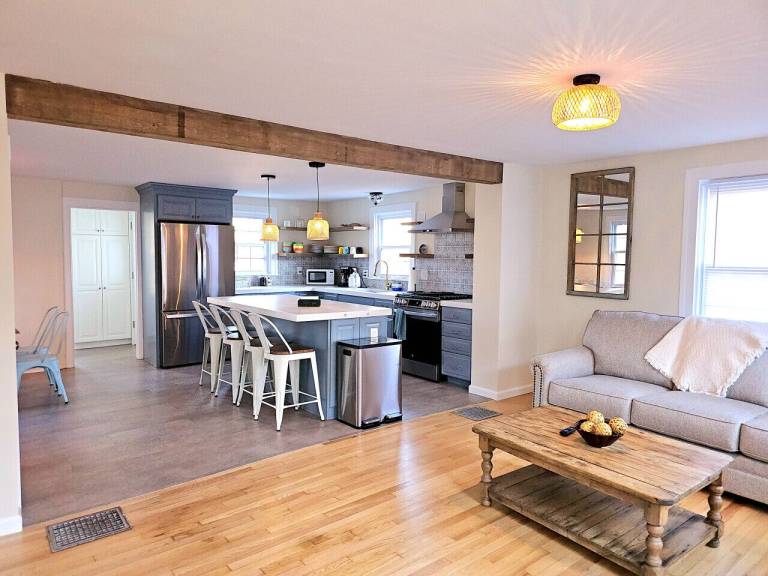 House New London