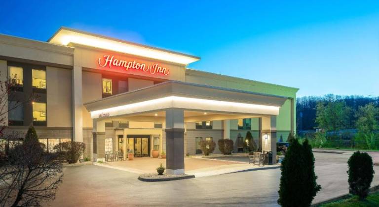 Hampton Inn Parkersburg-Mineral Wells — photo 2