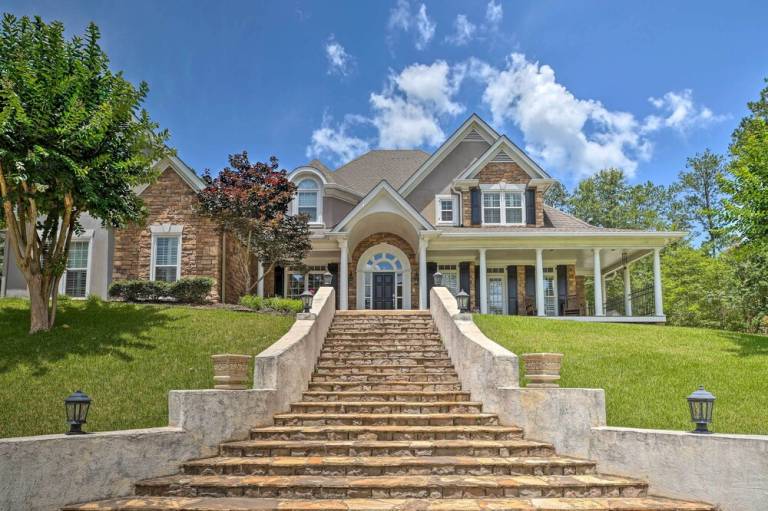 Cottage  Cartersville