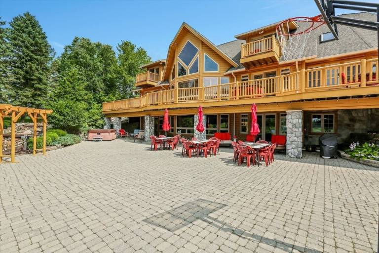 Lodge  Port Huron