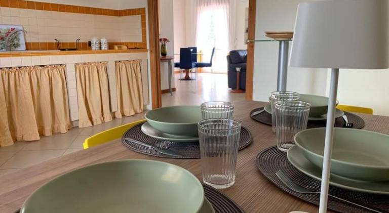 Rental apartment with 3 rooms for 5 persons — photo 3