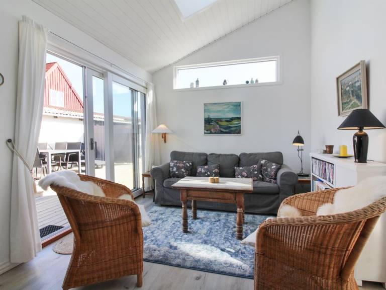 Family-oriented house with patio | Close to the beach | Pets allowed — photo 5