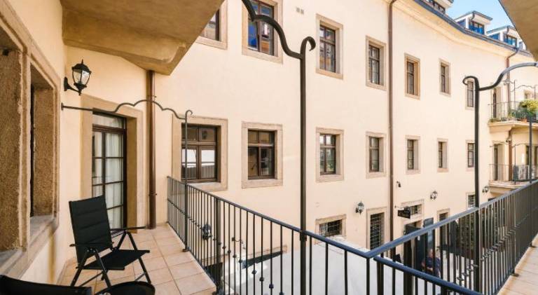 Ample holiday apartment | Close to Bratislava Castle | Suitable for remote work | Pets are welcome — photo 3